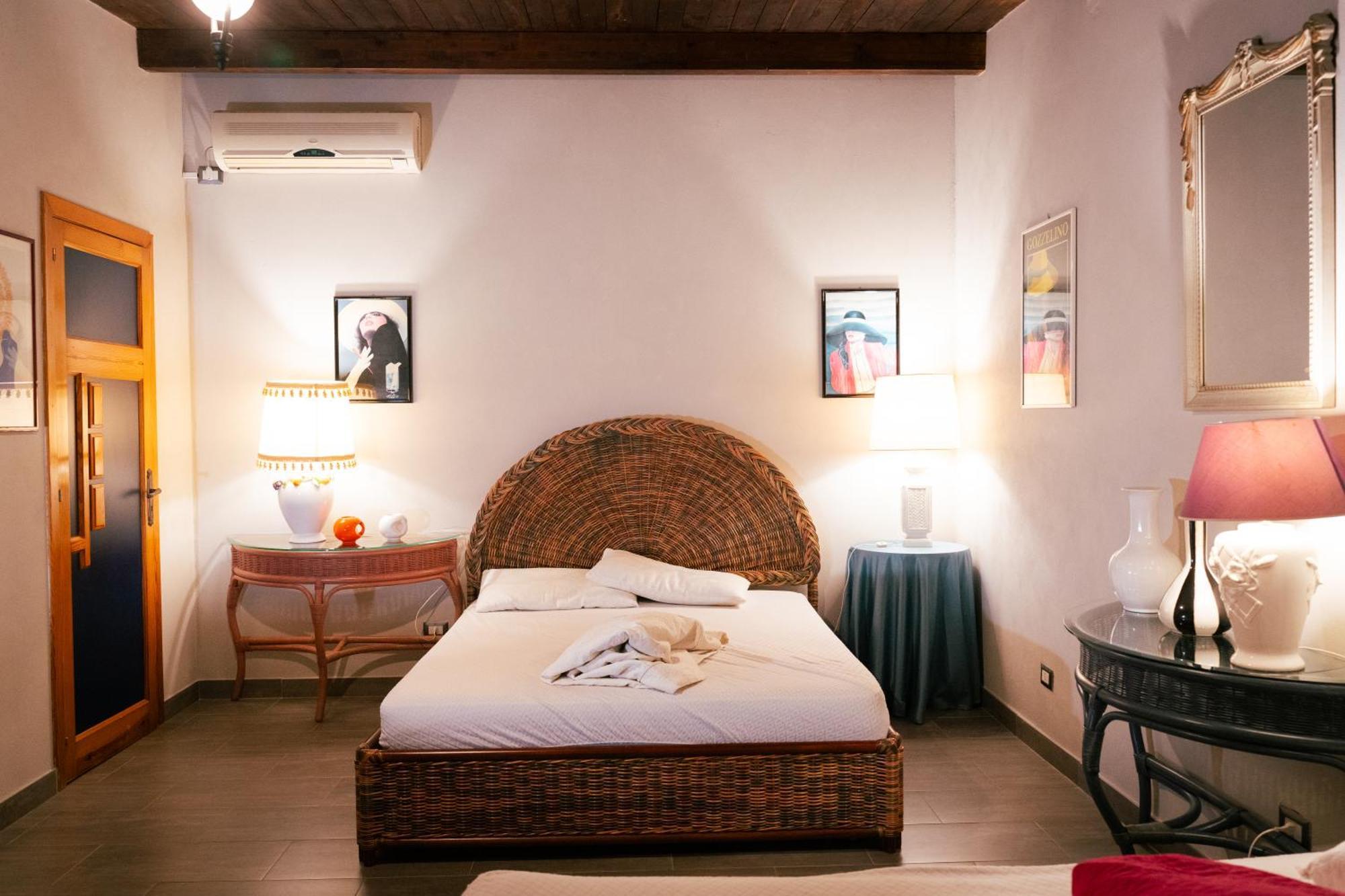 Tenuta De Francisci Ponte Madonna Esterno foto